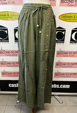 Load image into Gallery viewer, Button Wide Leg Pants (3 Colours)
