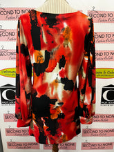 Cargar imagen en el visor de la galería, Melanie Lyne Abstract Print Blouse/Mini Dress (Size 10)
