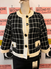 Load image into Gallery viewer, B&amp;W Sophisticated Crop Jacket (Size S/M)
