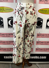 Cargar imagen en el visor de la galería, Jasmin &amp; Juliana Stretchy Floral Pants (Size 12)

