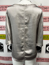 Load image into Gallery viewer, Metallic Silver Raw Edge Hem T-Shirt (Size S)
