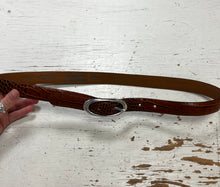 Load image into Gallery viewer, Landes Croc Embossed Leather Belt (Size S)
