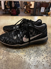 Load image into Gallery viewer, Nike Free TR Fit 5 Running Shoes (Size 8)
