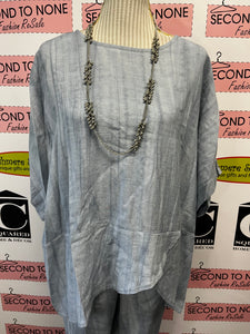 Linen-Blend Relaxed Top (2 Colors)