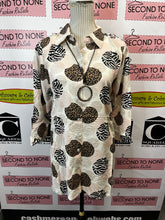 Load image into Gallery viewer, Animal Print Polka-Dot Button-Front Tunic
