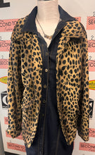 Cargar imagen en el visor de la galería, Dennis Basso Plush Leopard Car Coat (Size M)
