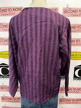 Load image into Gallery viewer, Vintage 100% Wool Top (Size 42=L)
