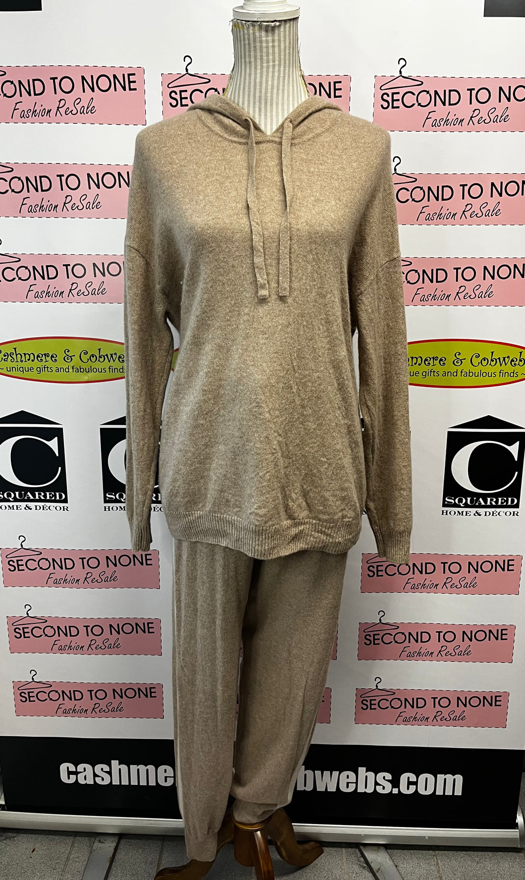 Saks Fifth Avenue 100% Cashmere Lounge Set (Size M)