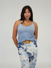 Load image into Gallery viewer, 100% Cotton Made In Italy Tank Top with Shimmer (2 Colors)
