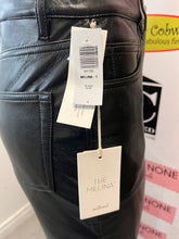 Cargar imagen en el visor de la galería, NWT Wilfred Melina Black Faux Leather Pants (Size 4)
