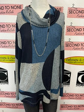 Load image into Gallery viewer, Laura Geometric Cowl Neck Top (Size M)
