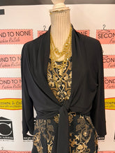 Charger l'image dans la galerie, Black Tie Front Shrug (Size 1X)

