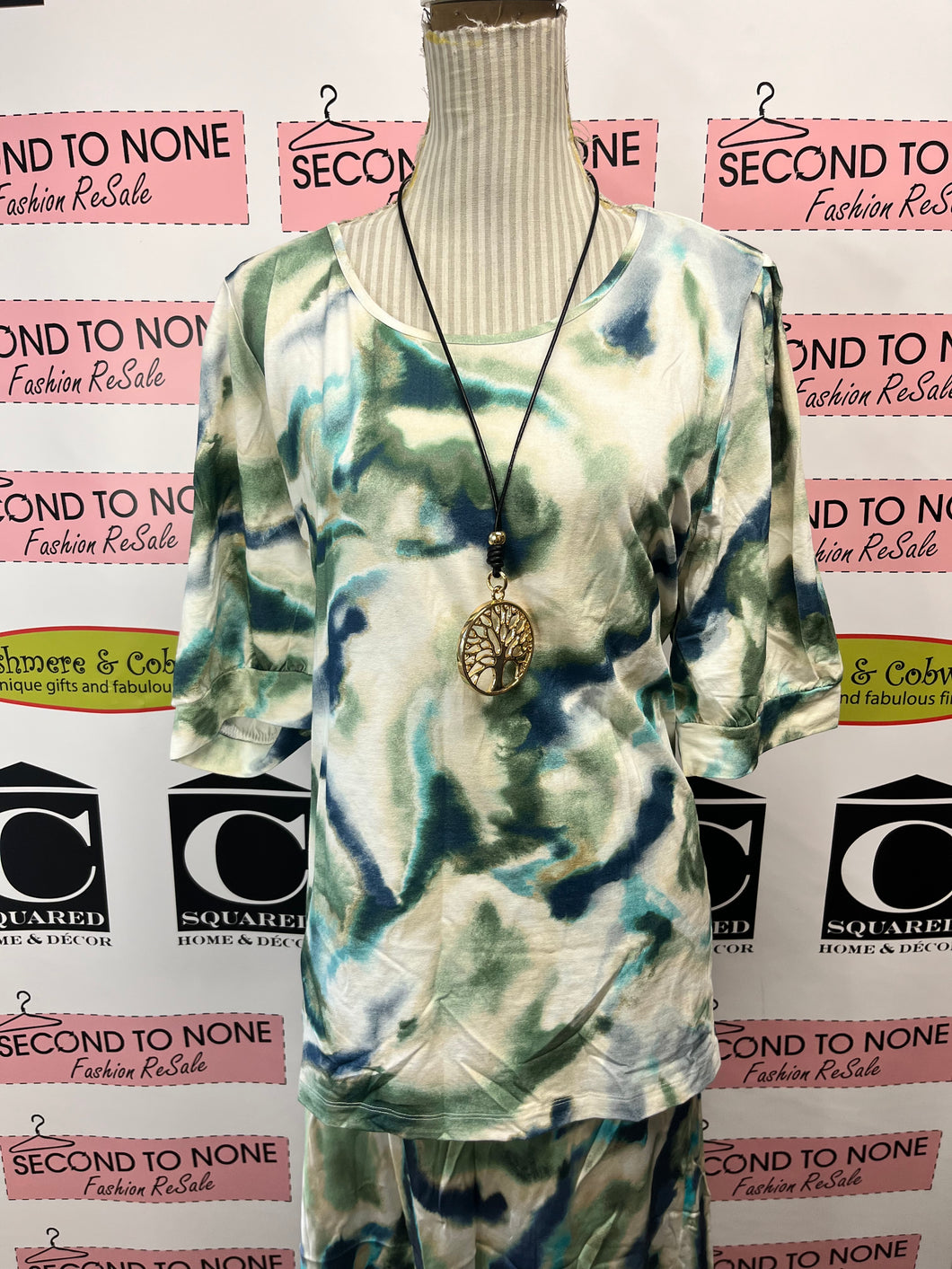 NWT Watercolour Print Half Sleeve T-Shirt (Size 14/UK 18)