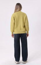 Charger l'image dans la galerie, Green Toggle-Front Cardigan (One Size)
