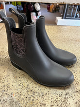 Load image into Gallery viewer, Grey Rain Boots (Size 6)
