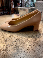 Load image into Gallery viewer, Michael Kors June Flex Nude Heels (Size 9)
