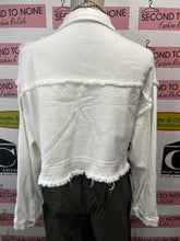 Load image into Gallery viewer, Cropped White Denim Jacket With Flower Motif
