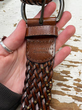 Load image into Gallery viewer, Levi Strauss Woven Leather Belt (Size XL)
