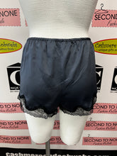 Cargar imagen en el visor de la galería, Calvin Klein Dark Grey Satin-Like PJ Set (Size L)
