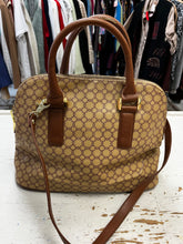 Cargar imagen en el visor de la galería, Ivanka Trump Dome Satchel Purse
