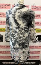 Load image into Gallery viewer, B&amp;W Tie Dye Sheer Sleeve Overlay (Size XL)
