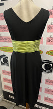 Load image into Gallery viewer, Précis Petite Green &amp; Black Dress &amp; Jacket Set (Size 10)
