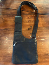 Load image into Gallery viewer, Vintage Nine West Leather Crossbody
