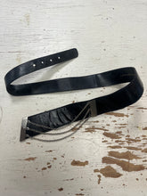 Load image into Gallery viewer, Vintage Chain Accent Belt (Size L but fits S/M)

