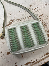 Load image into Gallery viewer, Vintage Steve Madden Green Leather Purse
