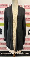 Cargar imagen en el visor de la galería, Renuar Charcoal Ribbed Maxi Cardigan (Size L)
