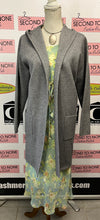 Cargar imagen en el visor de la galería, Cozy Long Grey Cardigan (Size XL)
