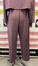 Cargar imagen en el visor de la galería, Chic &amp; Cozy Purple Lounge Set (Size M)

