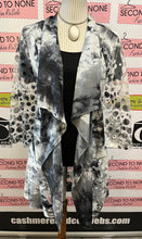 Load image into Gallery viewer, B&amp;W Tie Dye Sheer Sleeve Overlay (Size XL)
