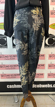 Load image into Gallery viewer, Lisette Leaf Print Pants (Size 2)
