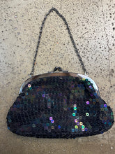 Cargar imagen en el visor de la galería, Black Colour Shifting Sequin Evening Clutch
