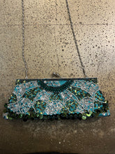 Cargar imagen en el visor de la galería, Green &amp; Silver Y2K Sequin Evening Bag
