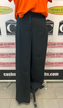 Load image into Gallery viewer, IZOD Stretch Golf Pants (Size 16)
