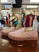 Load image into Gallery viewer, Guess White Slip On Shoes (Size 7)
