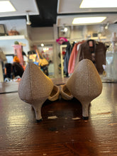 Load image into Gallery viewer, Nine West Gold Sparkly Heels with Box (Size 7.5)
