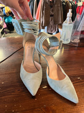 Load image into Gallery viewer, Le Chateau ‘Luxe’ Suede Heels (Size 10)
