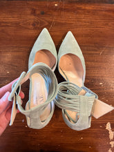 Load image into Gallery viewer, Le Chateau ‘Luxe’ Suede Heels (Size 10)

