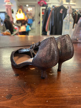 Load image into Gallery viewer, Vintage Nina Dark Silver Buckle Heel (Size 6.5/EU 36.5)
