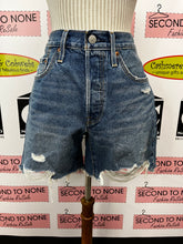 Load image into Gallery viewer, Levi’s 501 Denim Shorts (Size 27W)
