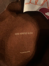 Cargar imagen en el visor de la galería, Brown Velour Wide Brim Hat
