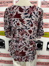 Cargar imagen en el visor de la galería, Lucky Brand Red Floral Blouse (Size M)
