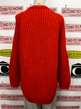 Cargar imagen en el visor de la galería, Marks &amp; Spencer Chunky Orange Cardigan (Size XL)
