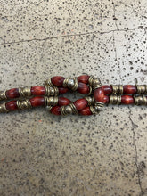 Cargar imagen en el visor de la galería, Vintage Korean Made Wooden Waist Belt (36” Long)
