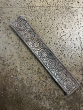 Cargar imagen en el visor de la galería, Silver Chakra Symbol Metal Incense Holder
