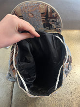 Cargar imagen en el visor de la galería, Vintage European Tapestry Backpack
