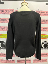 Load image into Gallery viewer, Vera Moda Knit V-Neck Sweater (Size M)
